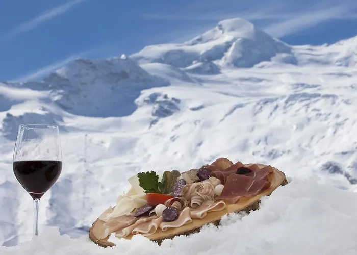 בית הארחה Garni Domino 3*